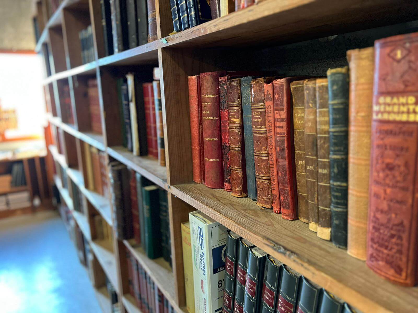 - | Emmaüs Parempuyre