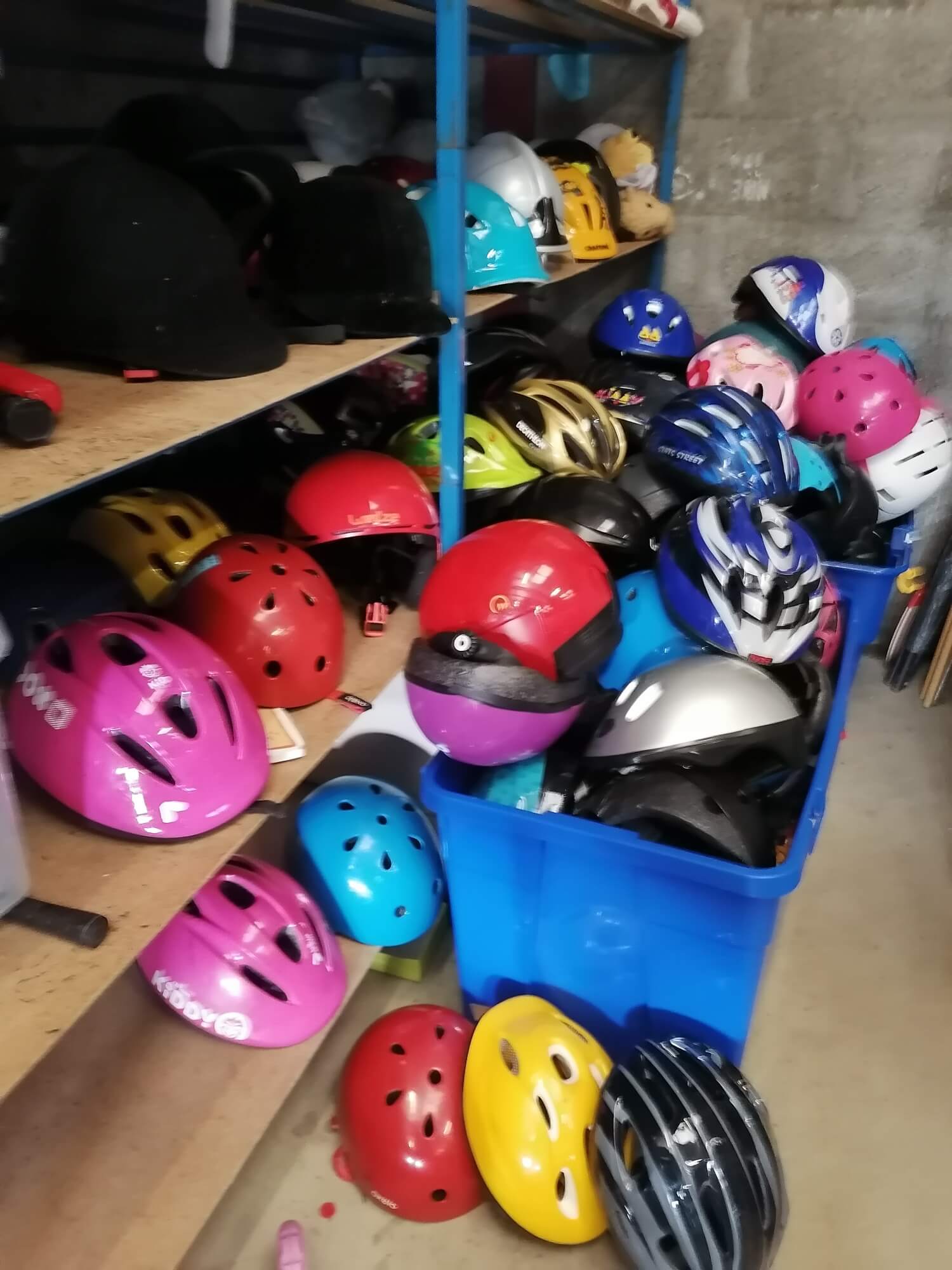 - | Emmaüs Parempuyre