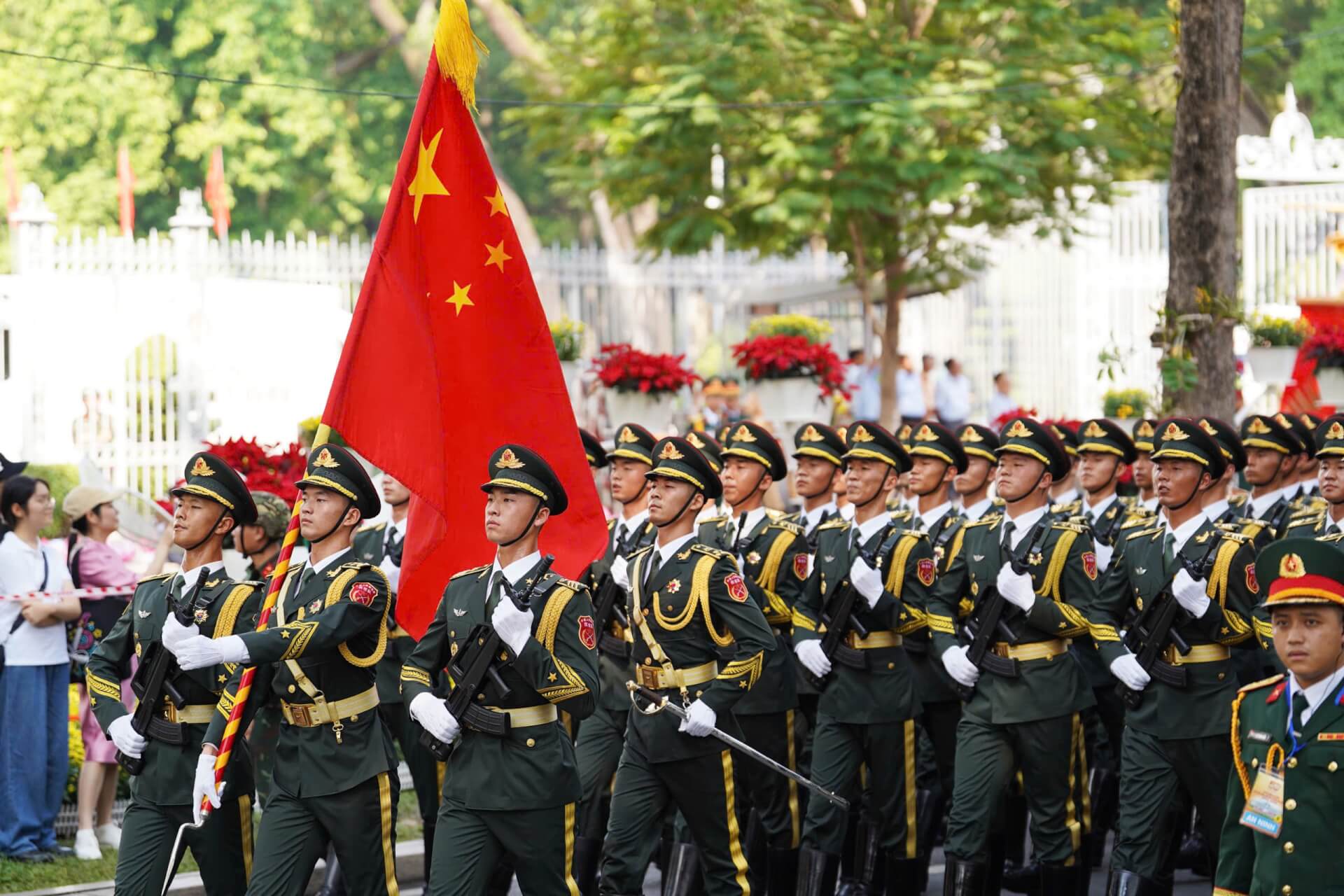 Khi chế độ mời kẻ xâm lược đến dẫm lên ngày độc lập | Vietnam Fraternité