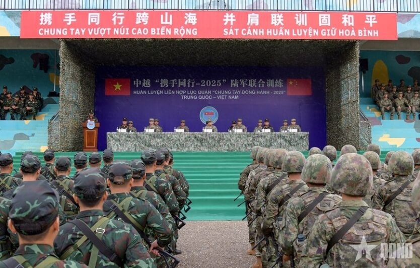 Báo Trung Quốc bình luận về cuộc tập trận chung đầu tiên giữa quân đội Trung – Việt | Vietnam Fraternité