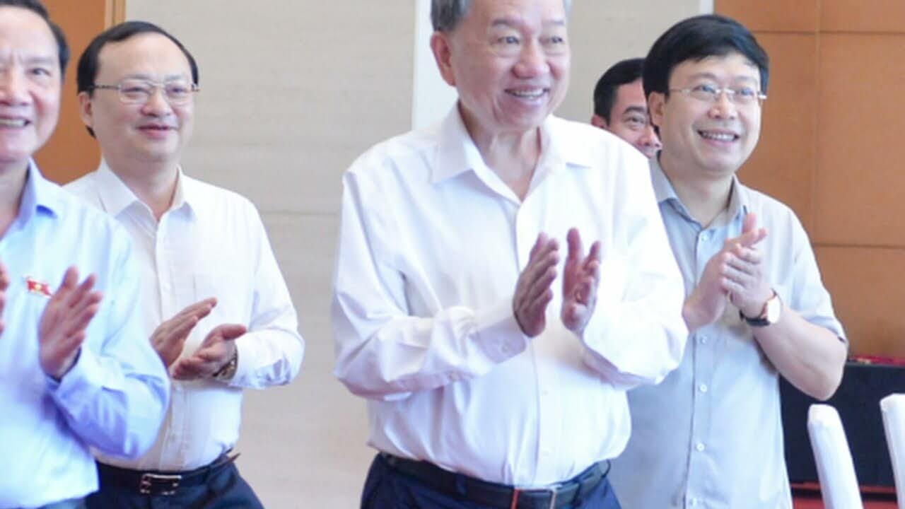 Không còn định hướng xã hội chủ nghĩa, kinh tế sẽ bùng nổ?