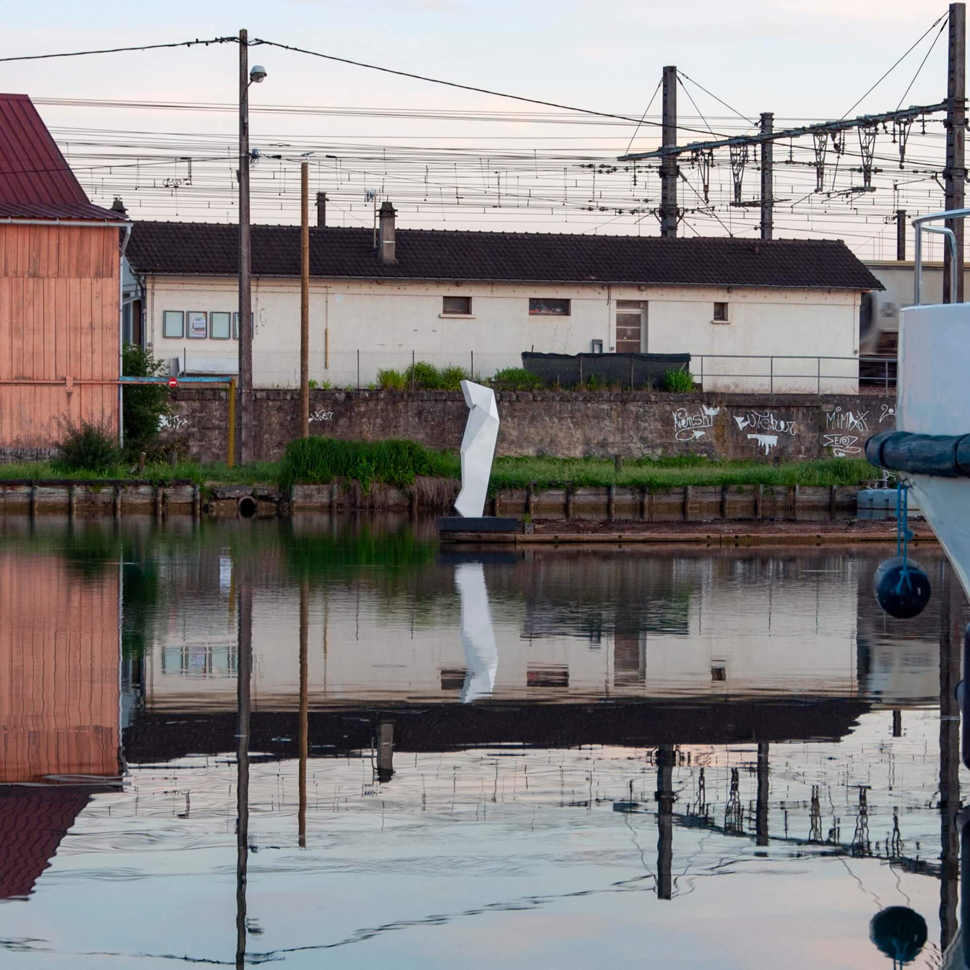 - | Jérôme Lavenir