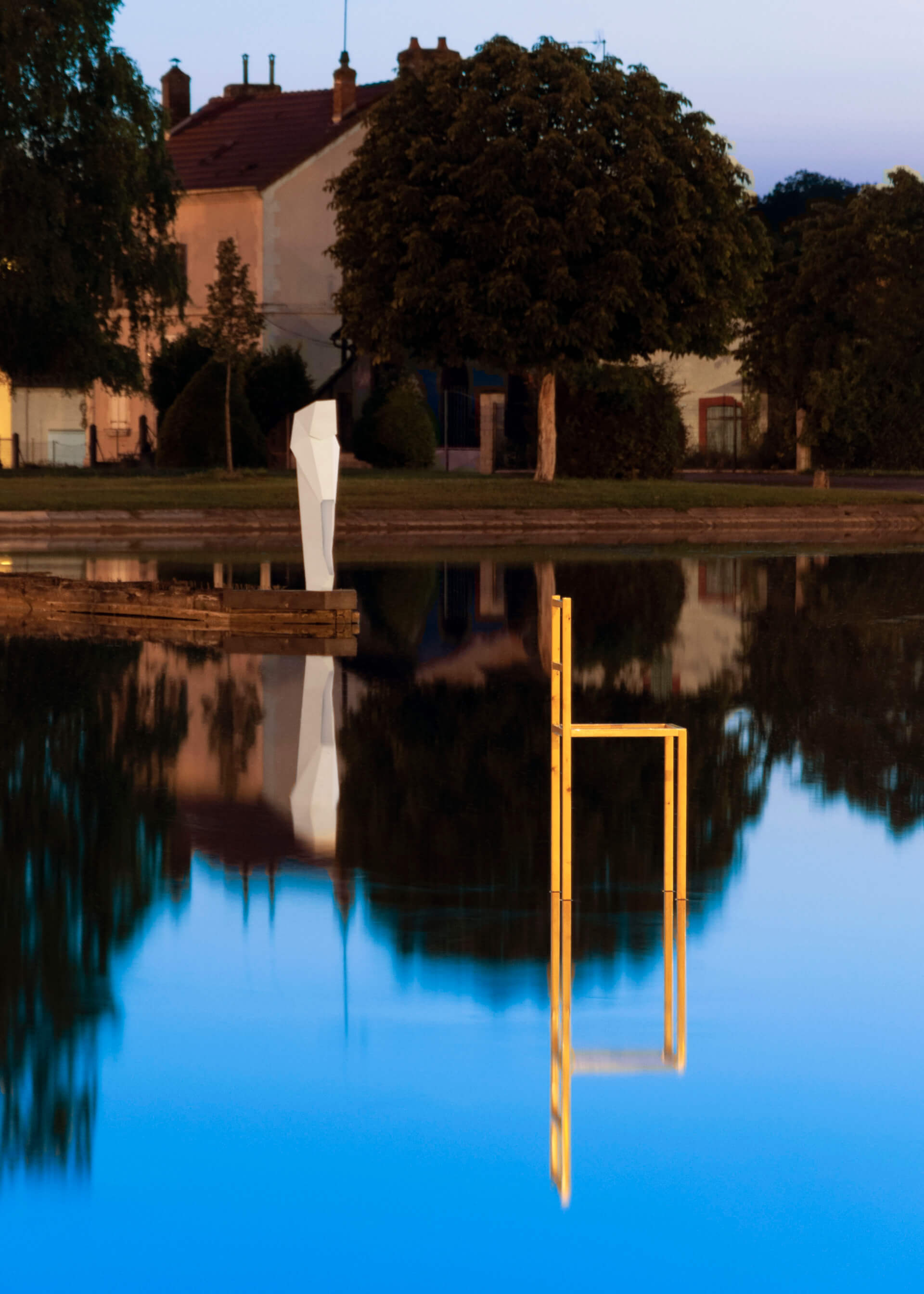 - | Jérôme Lavenir