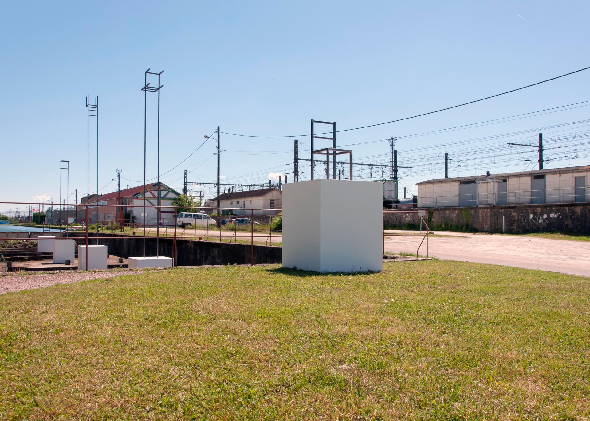 - | Jérôme Lavenir