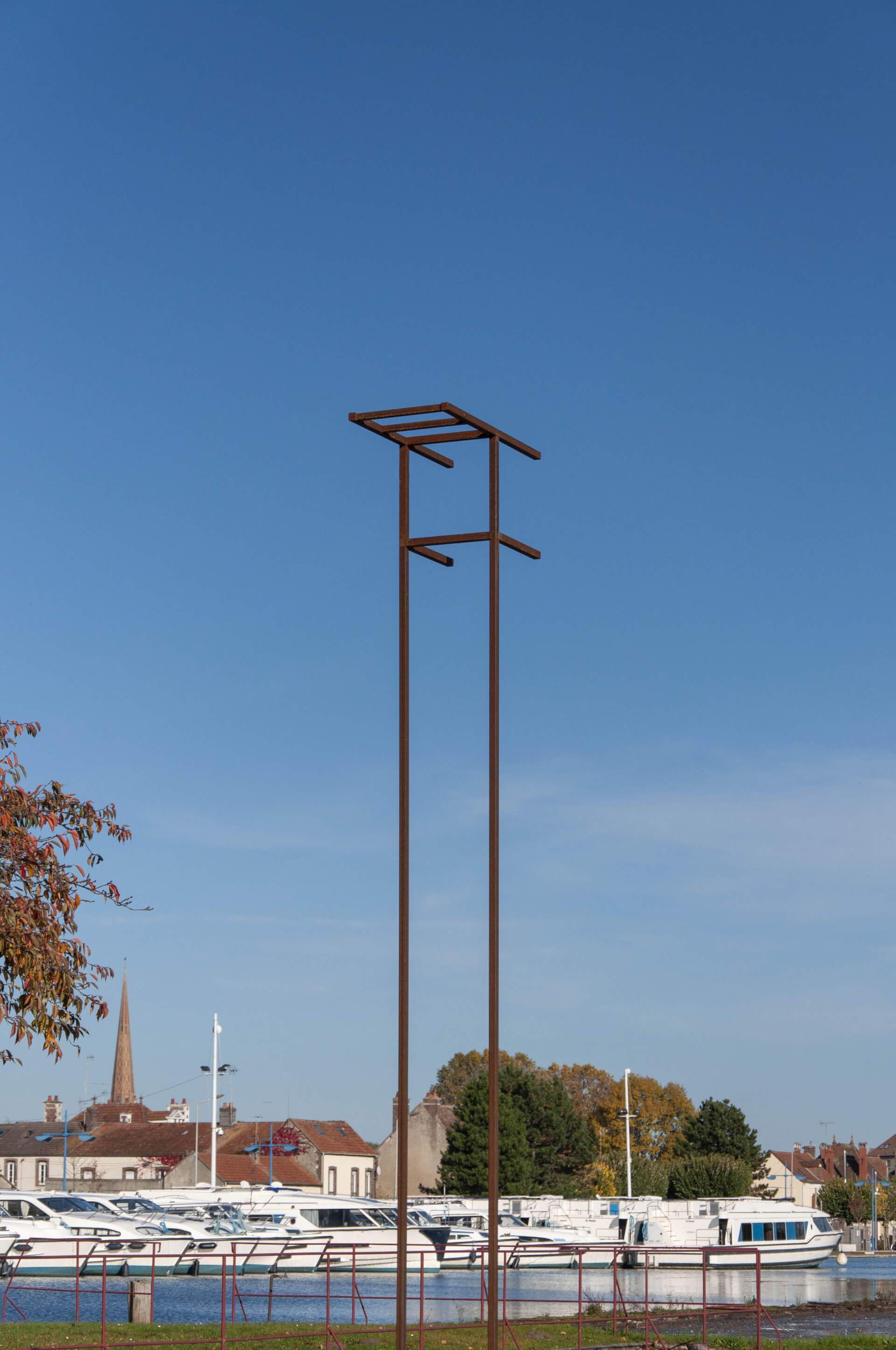 - | Jérôme Lavenir