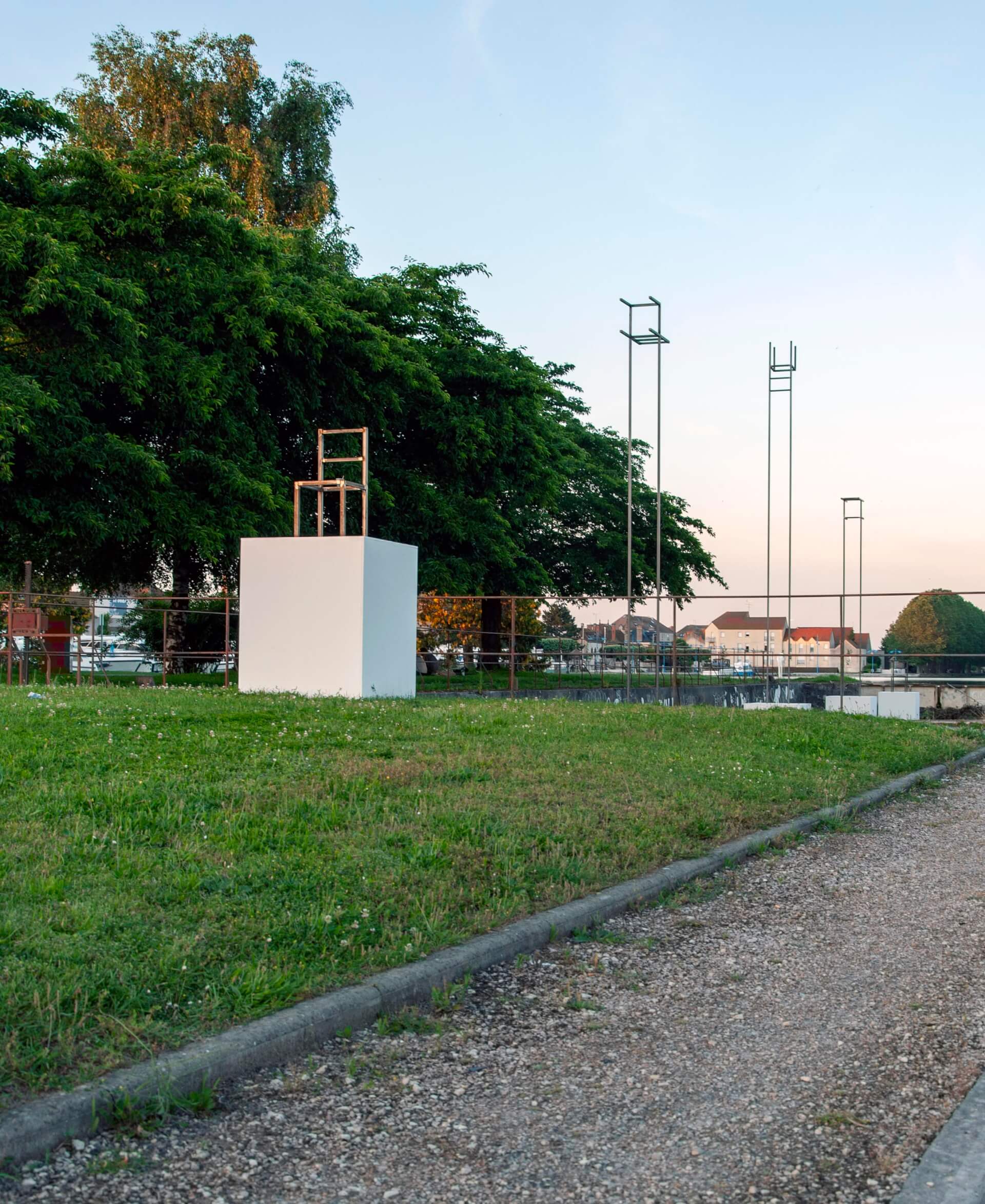 - | Jérôme Lavenir