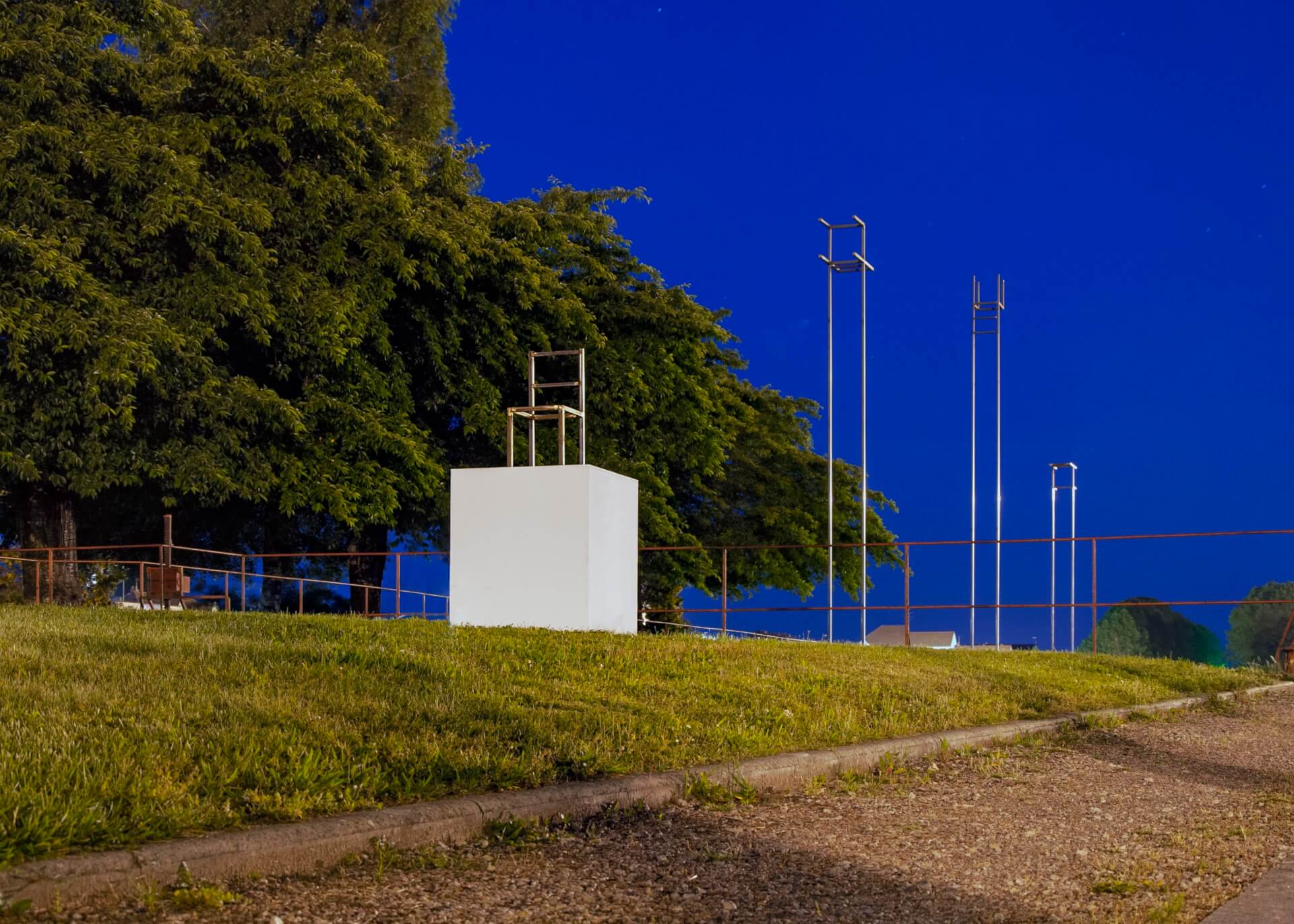 - | Jérôme Lavenir