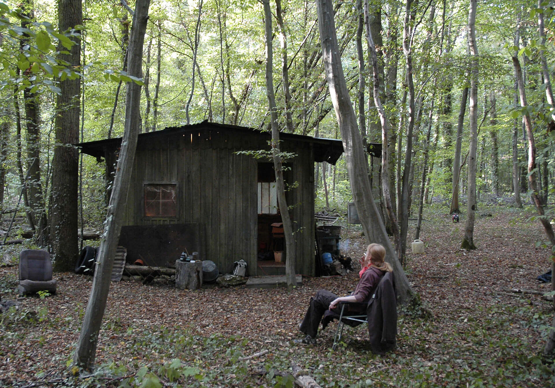 Décor "cabane Simon Werner a disparu" 2 | Fred et Fred Lapierre