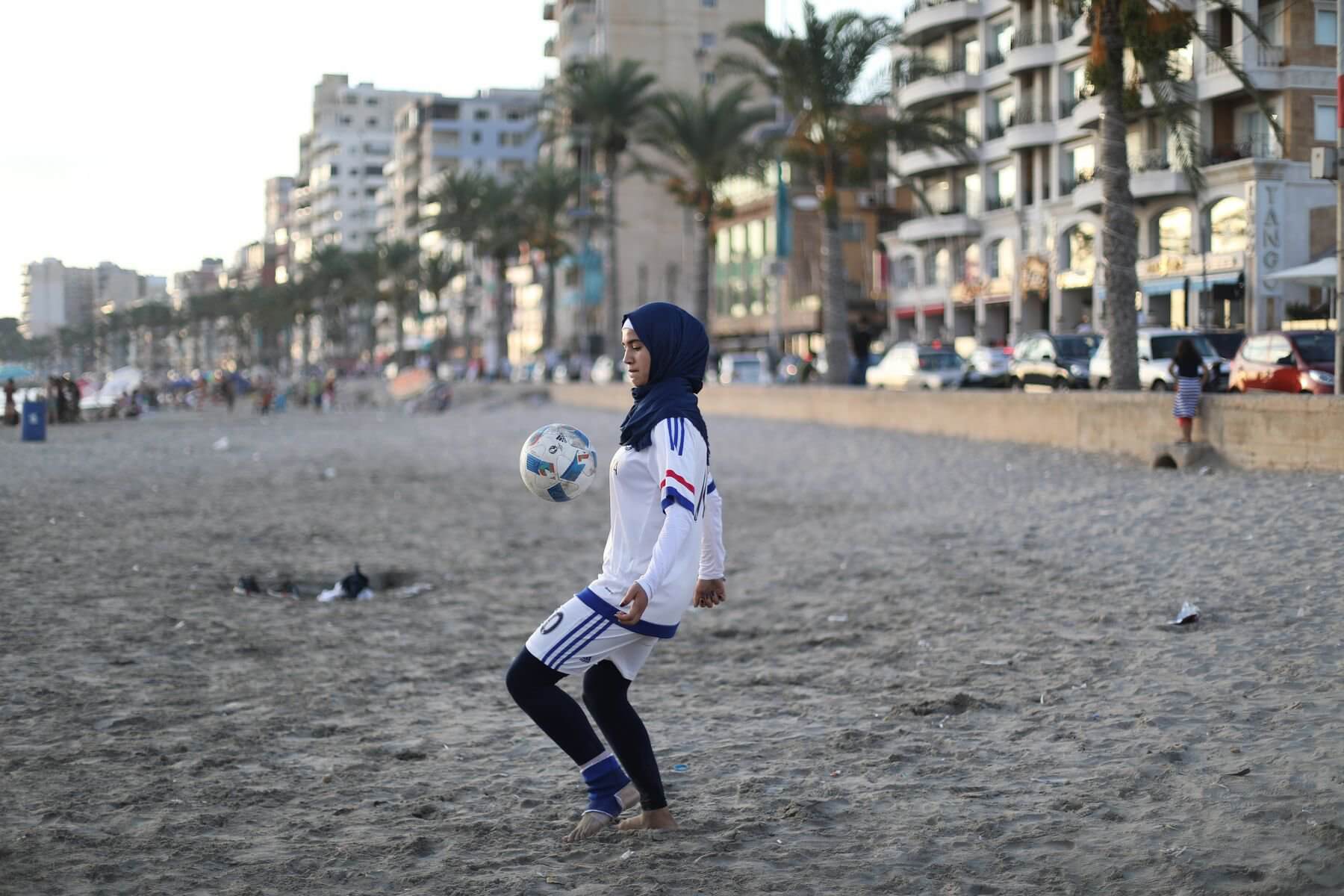 Bibbi Abruzzini | Both Nomads