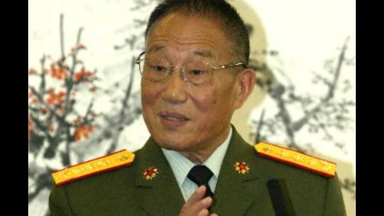 Tướng Tào Cương Xuyên phẫn nộ đòi cắt phéng "khối ung thư" Tập Cận Bình!