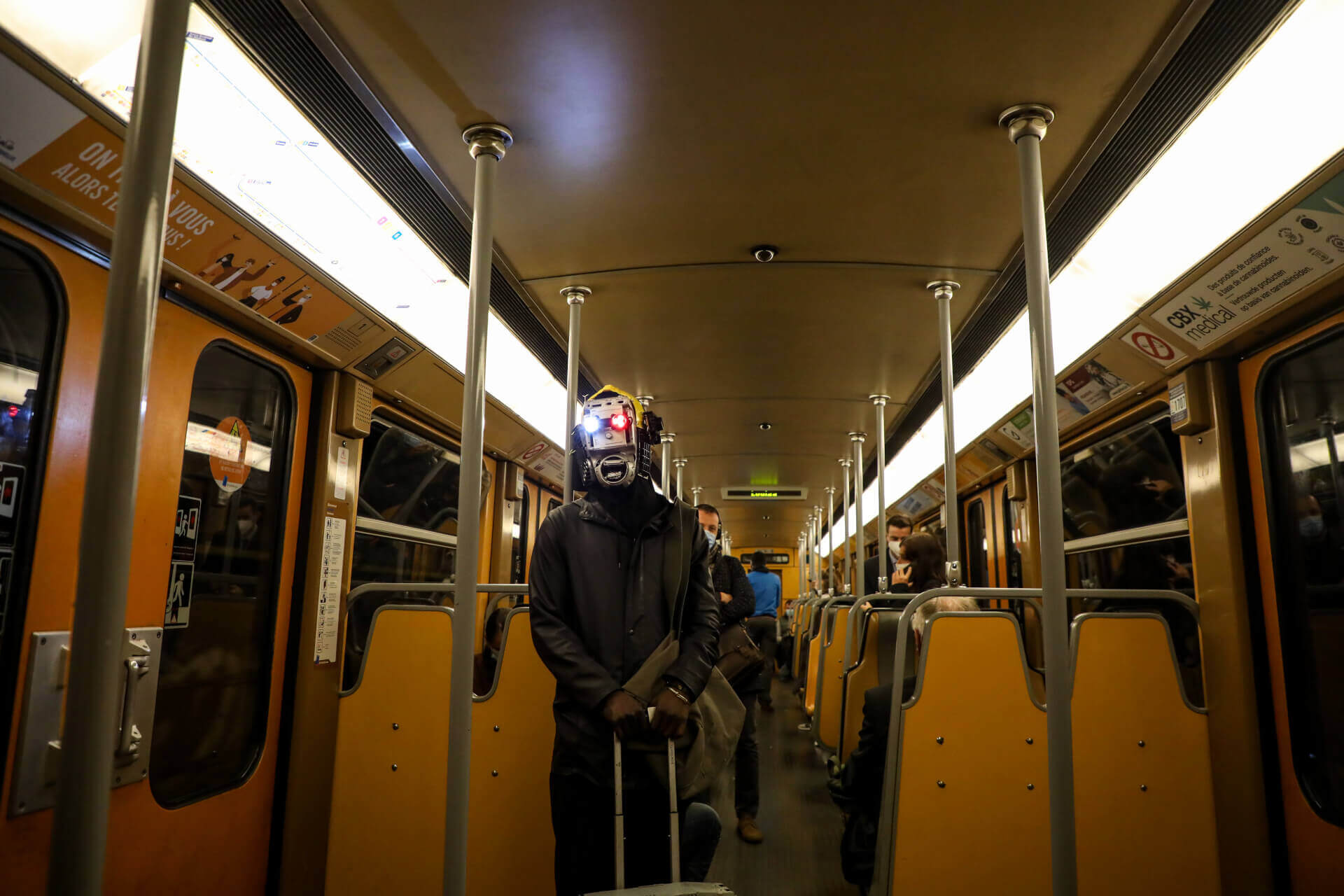 Robot Sapiens advocating for the planet