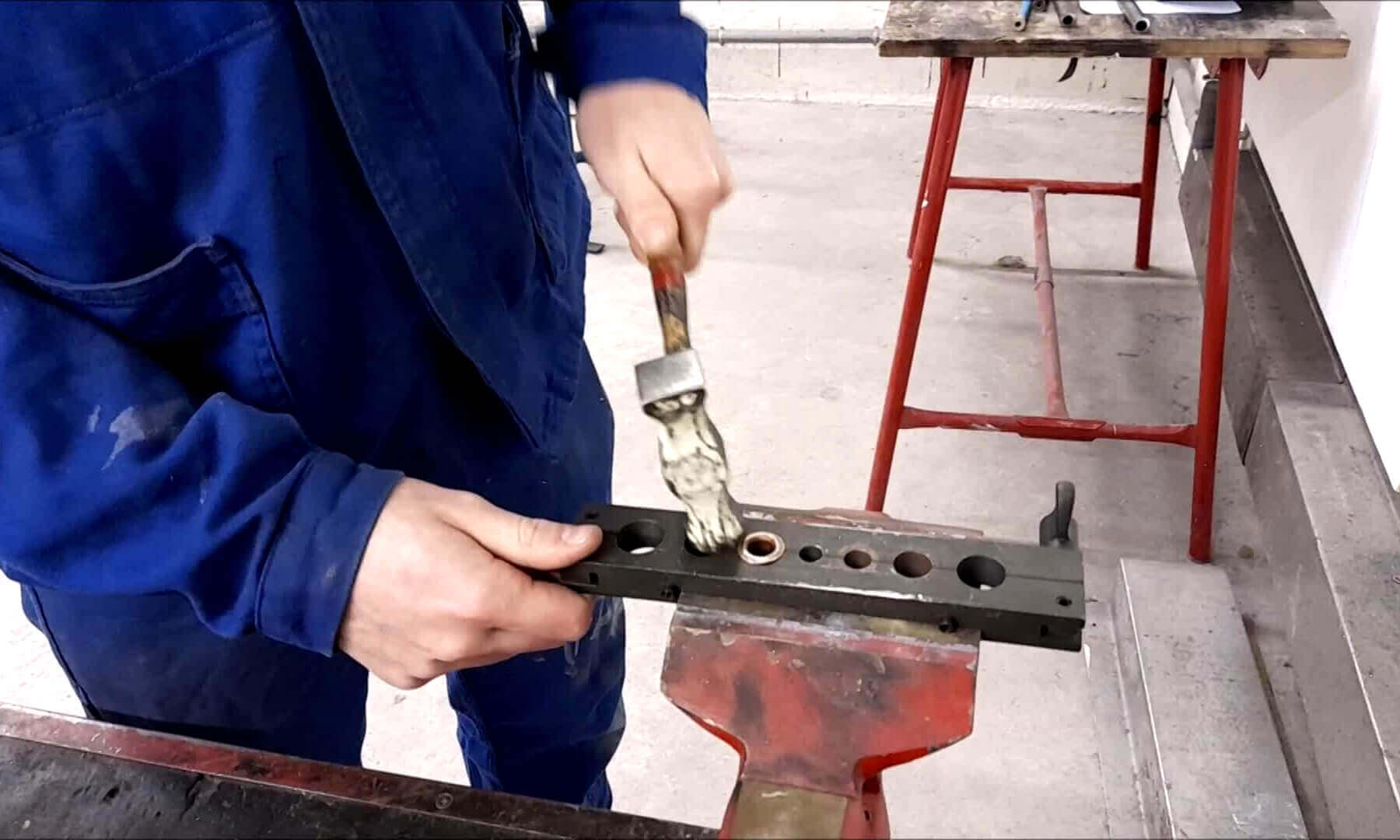 Plombier/ière | L'Outil en Main France