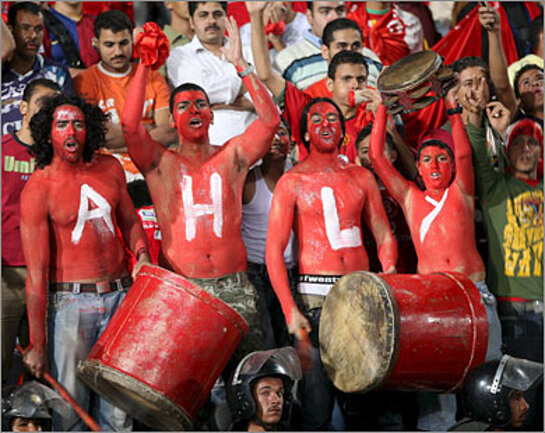 الألتراس .. من الاستاد إلى الميدان بحثا عن الحرية | Babelmed