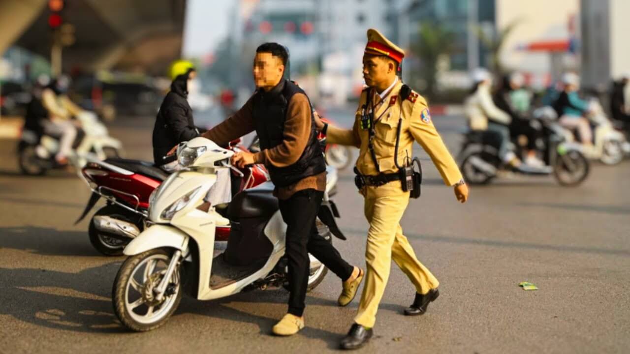 Tổng kết 2 tuần chiến đấu của Cảnh sát Giao thông, đạt được những chiến công gì?