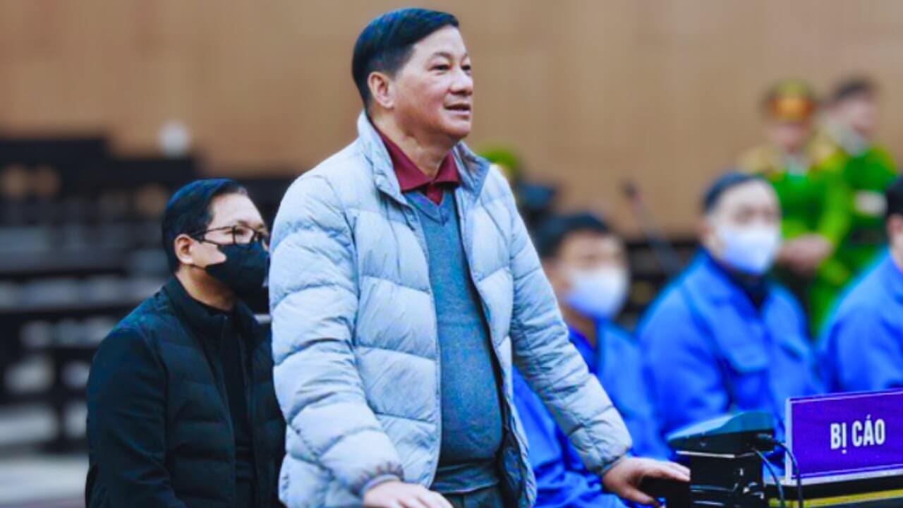 Hoài Linh đâu rồi? BT Lâm Đồng nhận quà để đi làm từ thiện, nhiều chuyện hay ho!