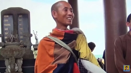 Hiện tượng Thích Minh Tuệ lý giải điều gì ? | Vietnam Fraternité