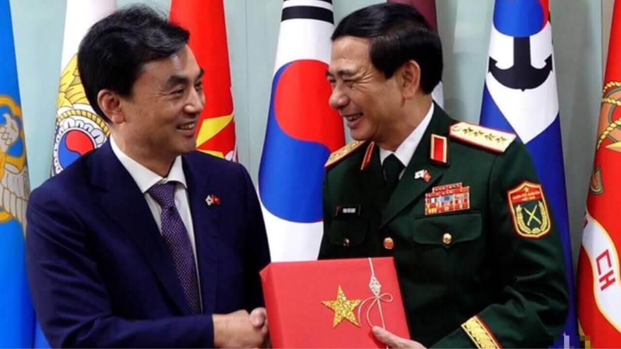 BT Phan Văn Giang mừng rỡ nhận Quà đặc biệt Hàn Quốc! Trung Quốc chau mày tâm tư!