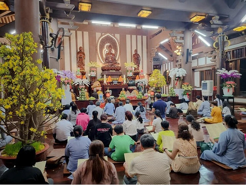 Lễ Phật quanh năm không bằng rằm tháng Giêng | Vietnam Fraternité