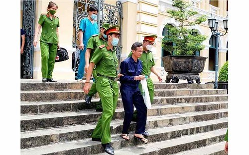 Đảng cộng sản Việt Nam là một định chế bất khả phỉ báng ! | Vietnam Fraternité