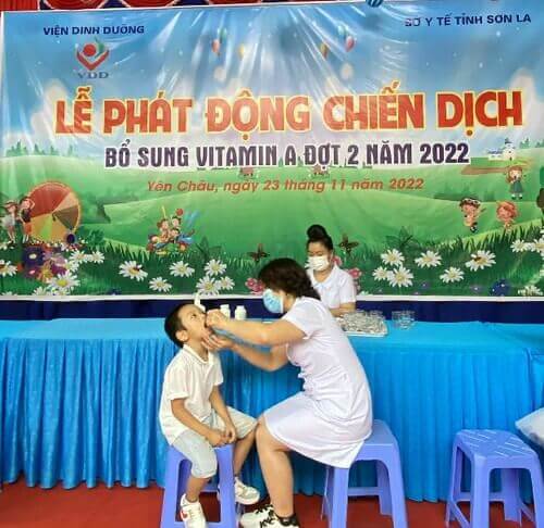 Không đủ ăn phải cho uống thêm vitamin A bổ sung | Vietnam Fraternité