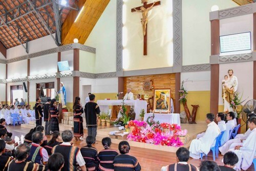 Tại sao Hà Nội sợ tín ngưỡng phát triển trên Tây Nguyên ? | Vietnam Fraternité