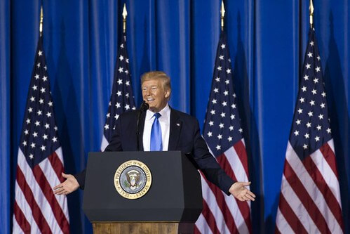 Tổng thống Trump ‘xông vào ngoại giao quốc tế’ | Vietnam Fraternité