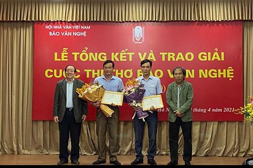 Không khí xã hội Việt đương thời | Vietnam Fraternité