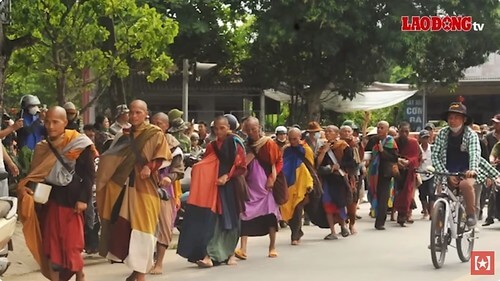 Mọi người chờ tin sư Minh Tuệ ở đâu sau đó sẽ tính | Vietnam Fraternité