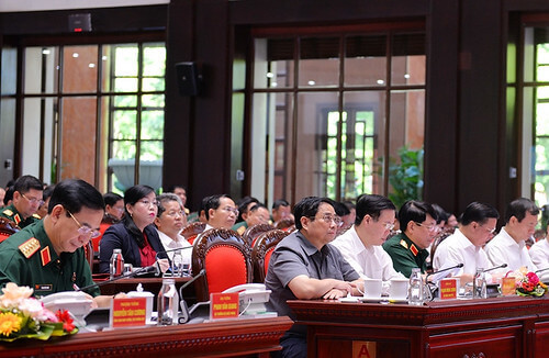 Ghế Tổng bí thư có gì hấp dẫn mà sao có lắm người tranh ? | Vietnam Fraternité