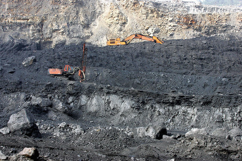 Thảm họa ‘định hướng xã hội chủ nghĩa’ của kinh tế Việt Nam | Vietnam Fraternité