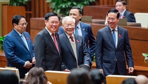 ‘Giả chết bắt quạ’ ? Sức khỏe Tổng bí thư và nan đề người kế vị | Vietnam Fraternité