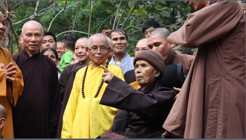 Đường xưa mây trắng vừa đón Thiền sư trở về | Vietnam Fraternité