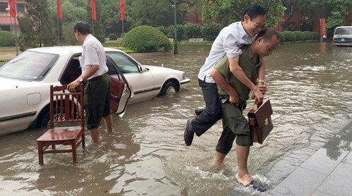 Đảng viên cán bộ cấp cao có gì để "nêu gương" ? | Vietnam Fraternité