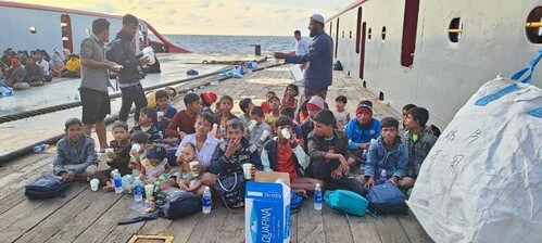 Độc ác : tàu Việt Nam cứu người Rohingya để giao lại cho Myanmar | Vietnam Fraternité