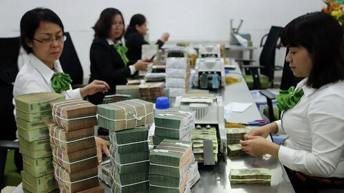 Quanh việc ngân hàng đưa thông tin chủ tài khoản cho cơ quan thuế | Vietnam Fraternité