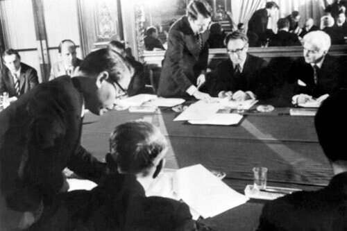 50 năm Hiệp định Paris : Thắng lợi vĩ đại hay hòa bình cay đắng ? | Vietnam Fraternité