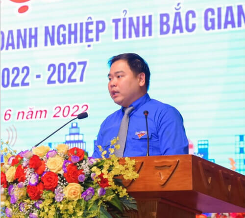 Vừa qua "bạo bệnh", giờ Chủ tịch Phúc "cạn" sức lực, bỏ phế quý tử ? | Vietnam Fraternité