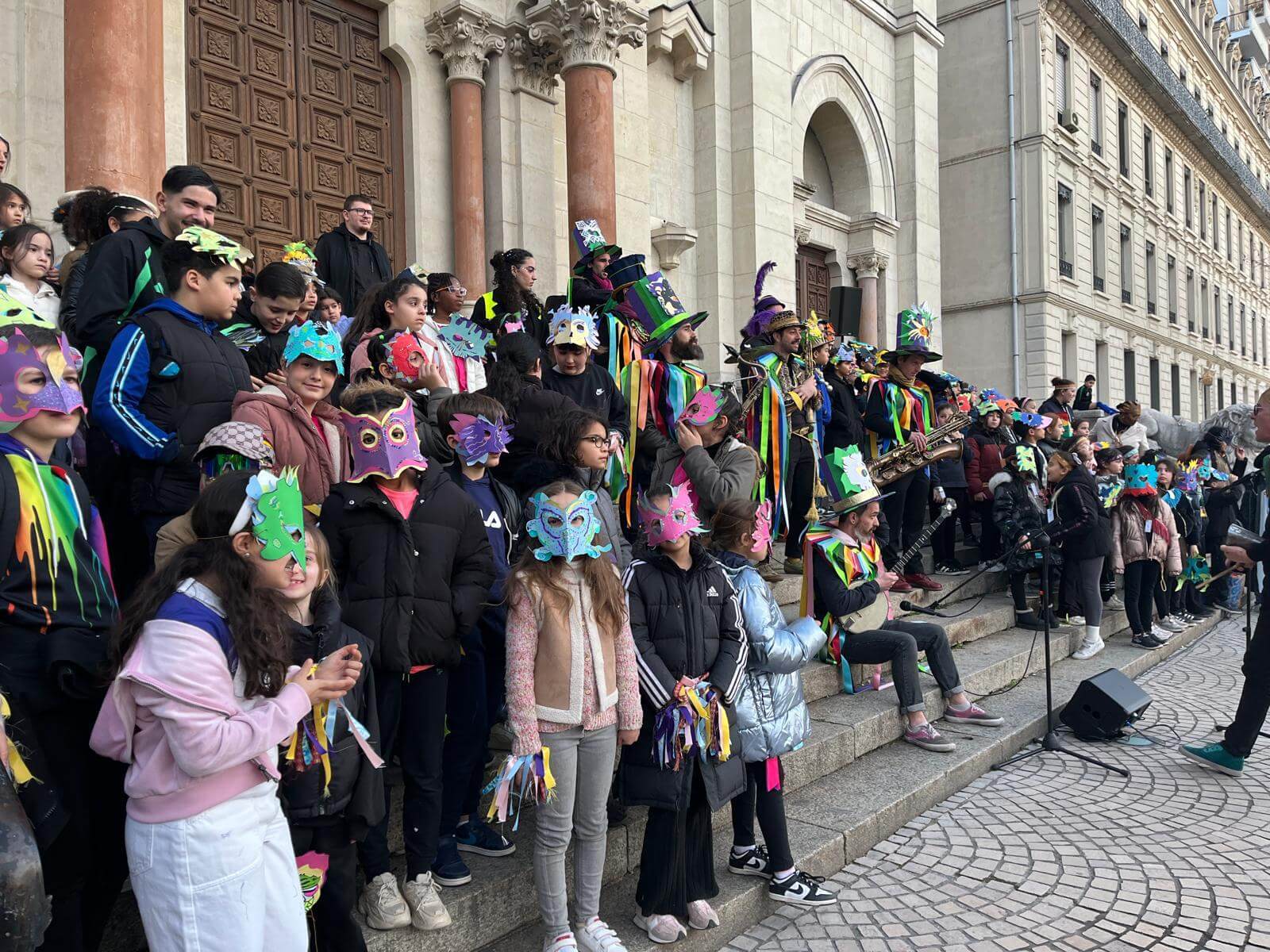 Carnaval de Saint chamond - Mars 2024 et 2025 | Le Grrizzli