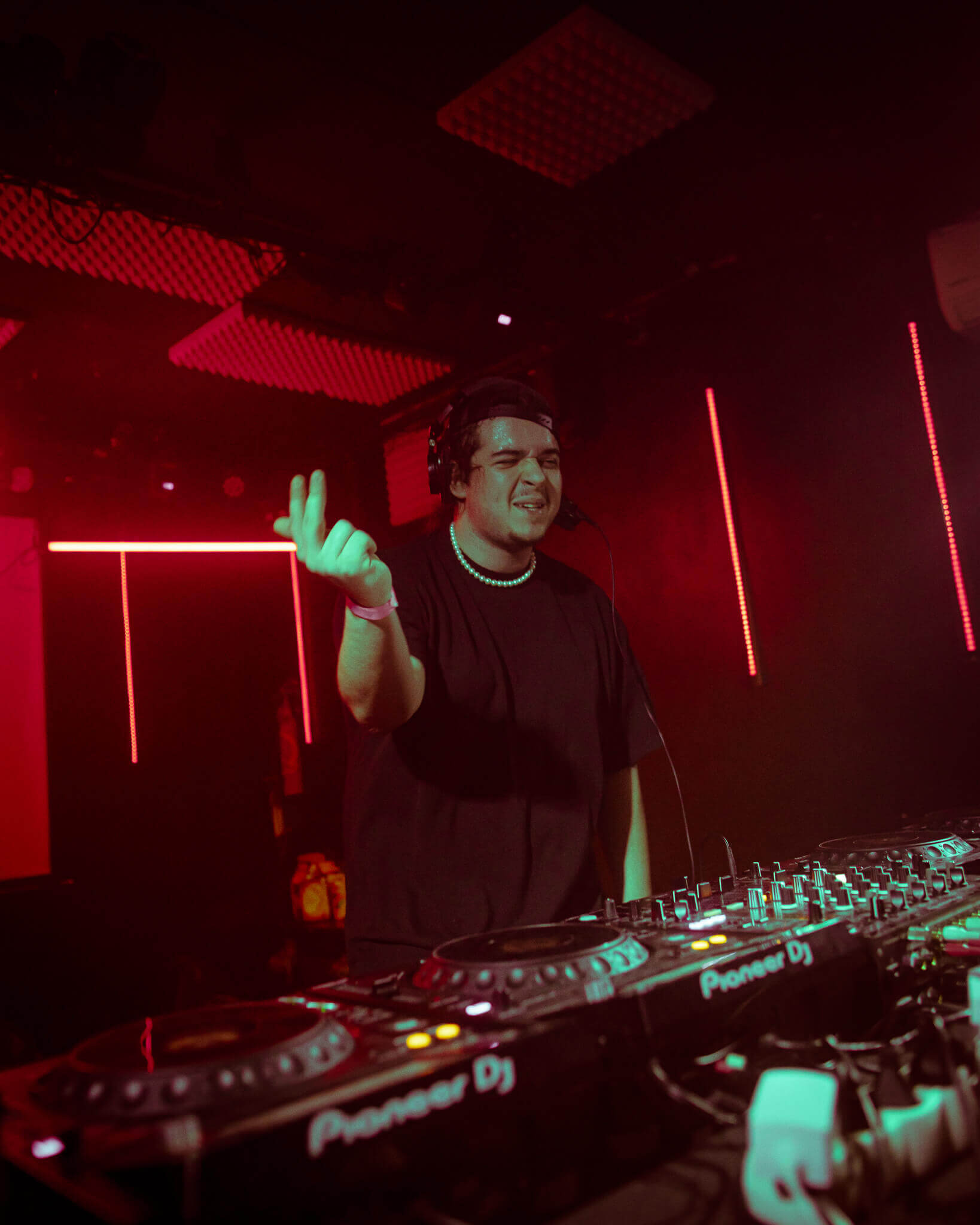 LE GLUB | Physical Tool