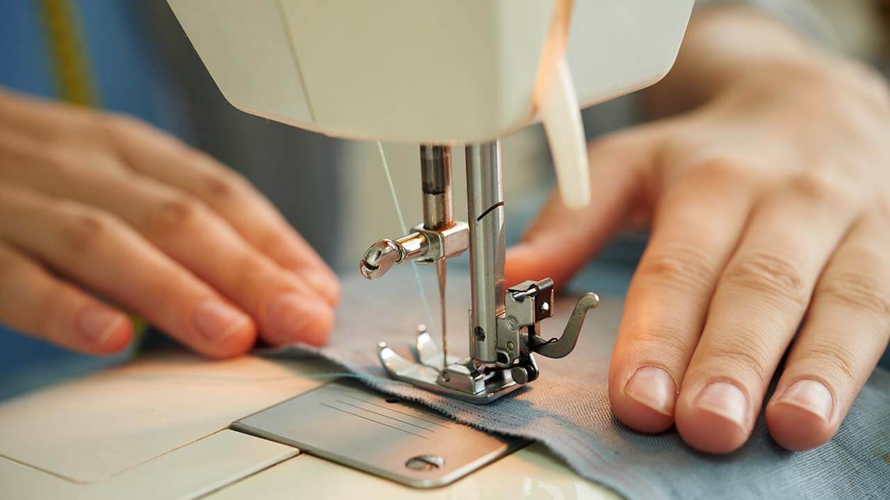 ATELIER / Initiation couture / 5€ | La Venelle