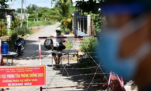 Chính sách thời dịch bệnh : Vừa mơ hồ, vừa thoái thác trách nhiệm | Vietnam Fraternité