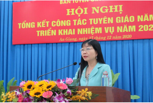 Đảng cộng sản thừa thắng xông lên | Vietnam Fraternité