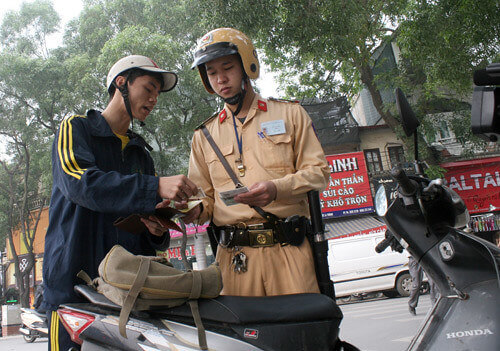 Không cho tham nhũng, ai bảo vệ chế độ ? | Vietnam Fraternité