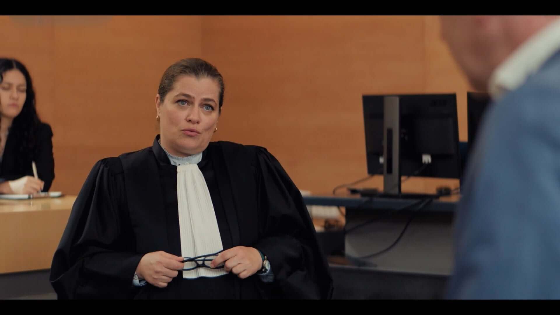 Démo comédienne 2025 - Laure Rivaud-Pearce | La Réplique