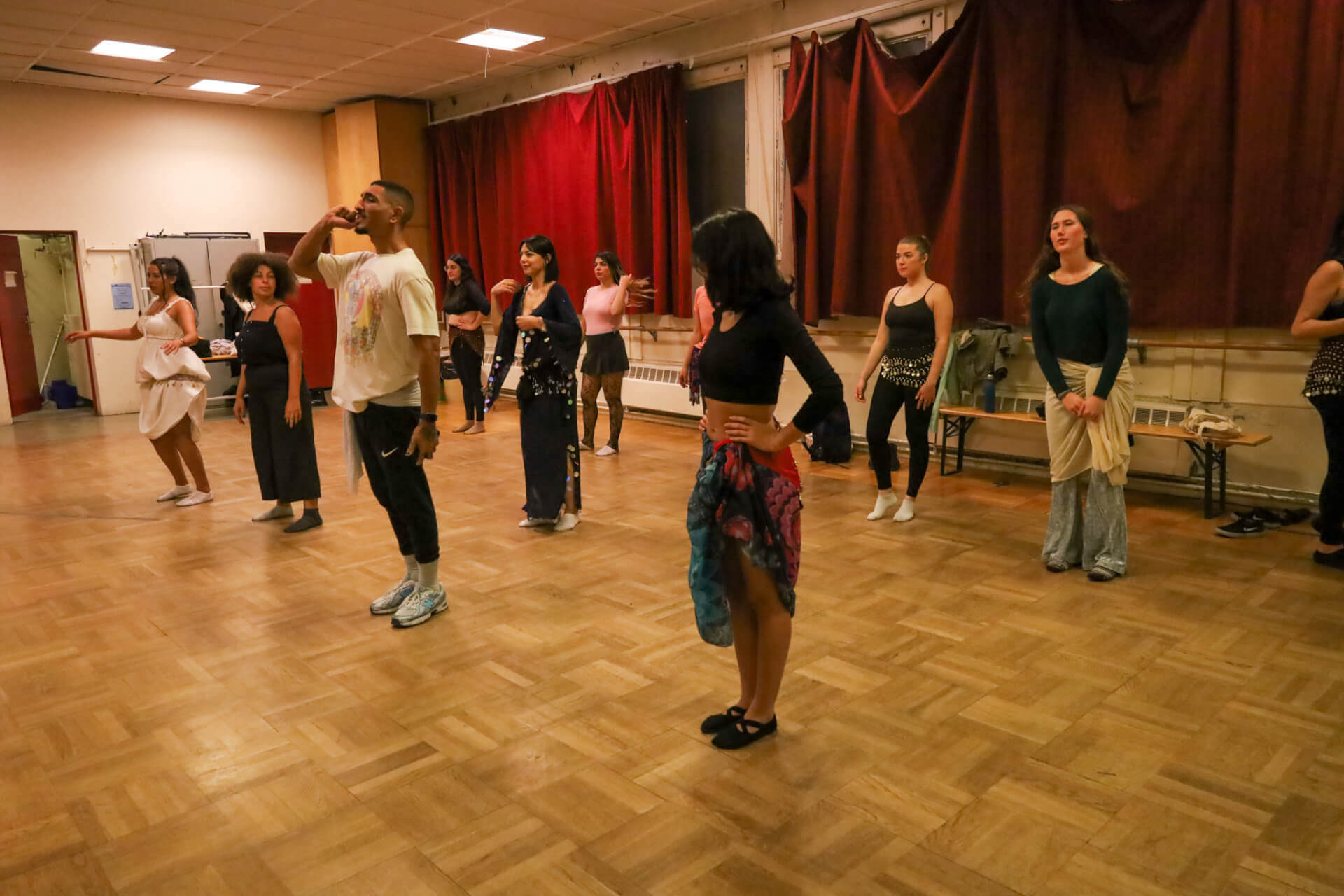 Danse orientale🕺 Mixte 🙋🏻‍♂️🙋🏽 | Kabubu