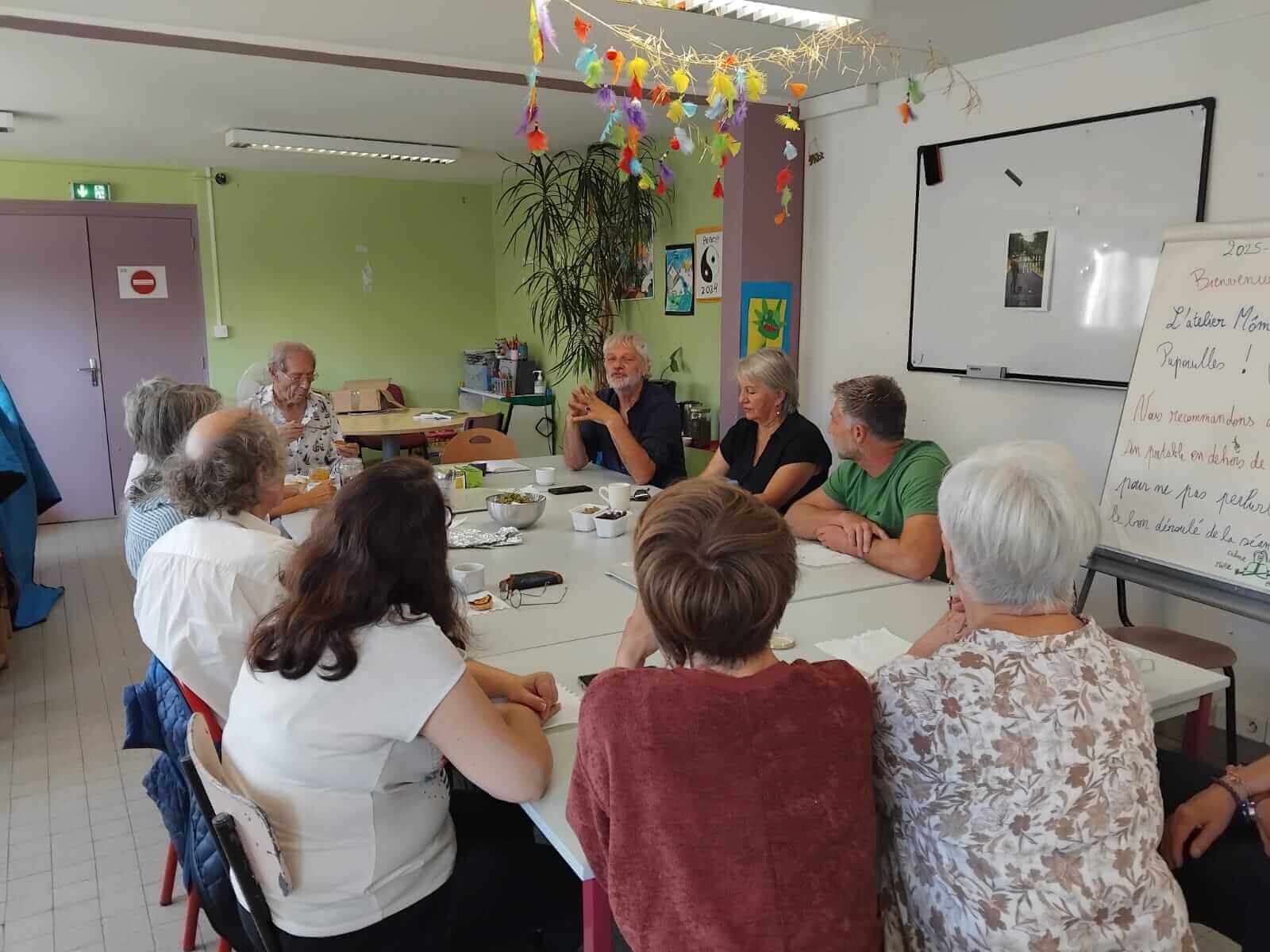 CLUB LECTURE "AU FIL DES PAGES" | Couleurs des Liens