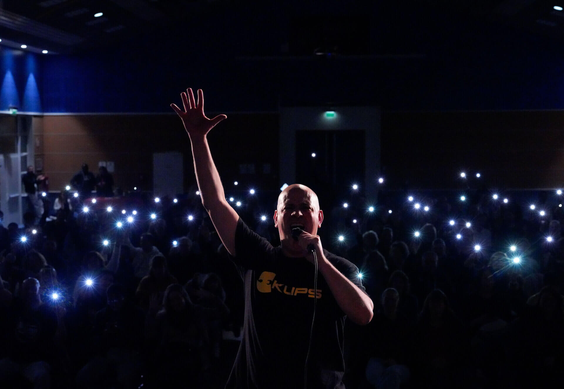 🎭 Retour sur le spectacle du 25 octobre à Gouvieux : une soirée placée sous le signe du rire ! | Le Trac