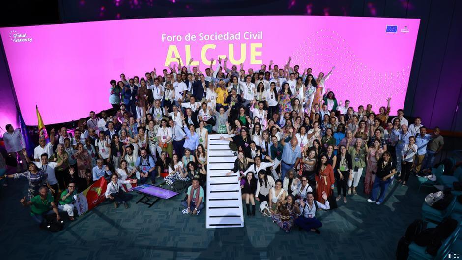 Foro Sociedad Civil UE-LAC: "Mayor voz y mayor voto" – DW – 09/11/2025 | Forus