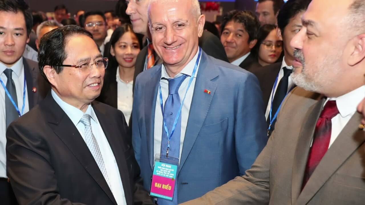 TT Chính truyền đi thông điệp quan trong vè bán dẫn