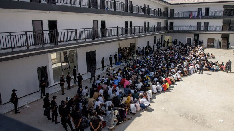 Cận cảnh cuộc đột kích và phá hủy một trung tâm lừa đảo trực tuyến tại Miến Điện | Vietnam Fraternité